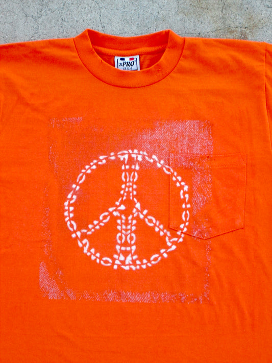Peace pocket tee